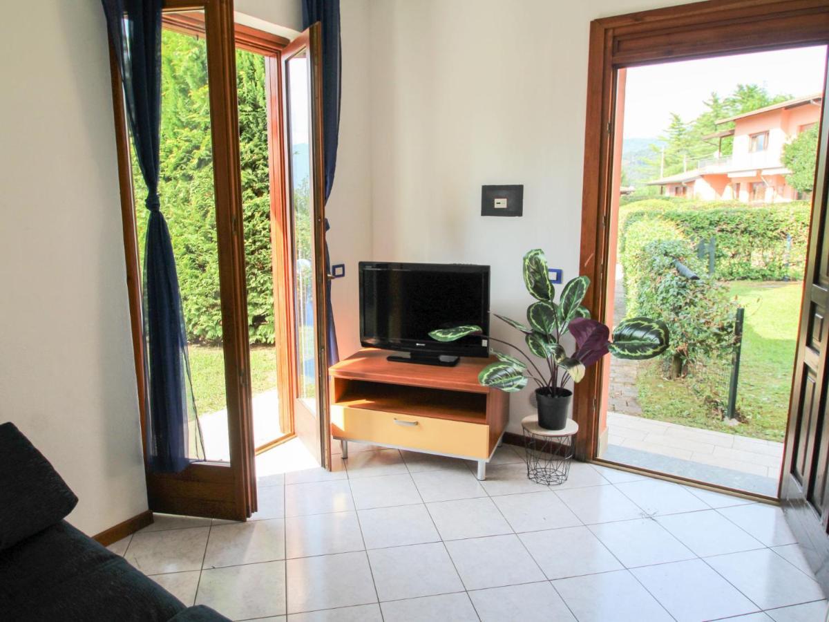 Holiday Home Residenza Agrifoglio-12 By Interhome Luino Exterior foto