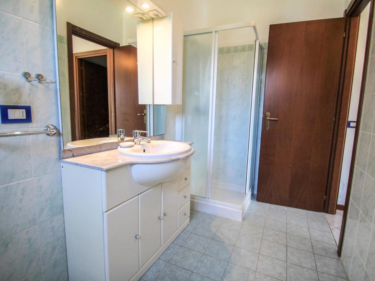 Holiday Home Residenza Agrifoglio-12 By Interhome Luino Exterior foto